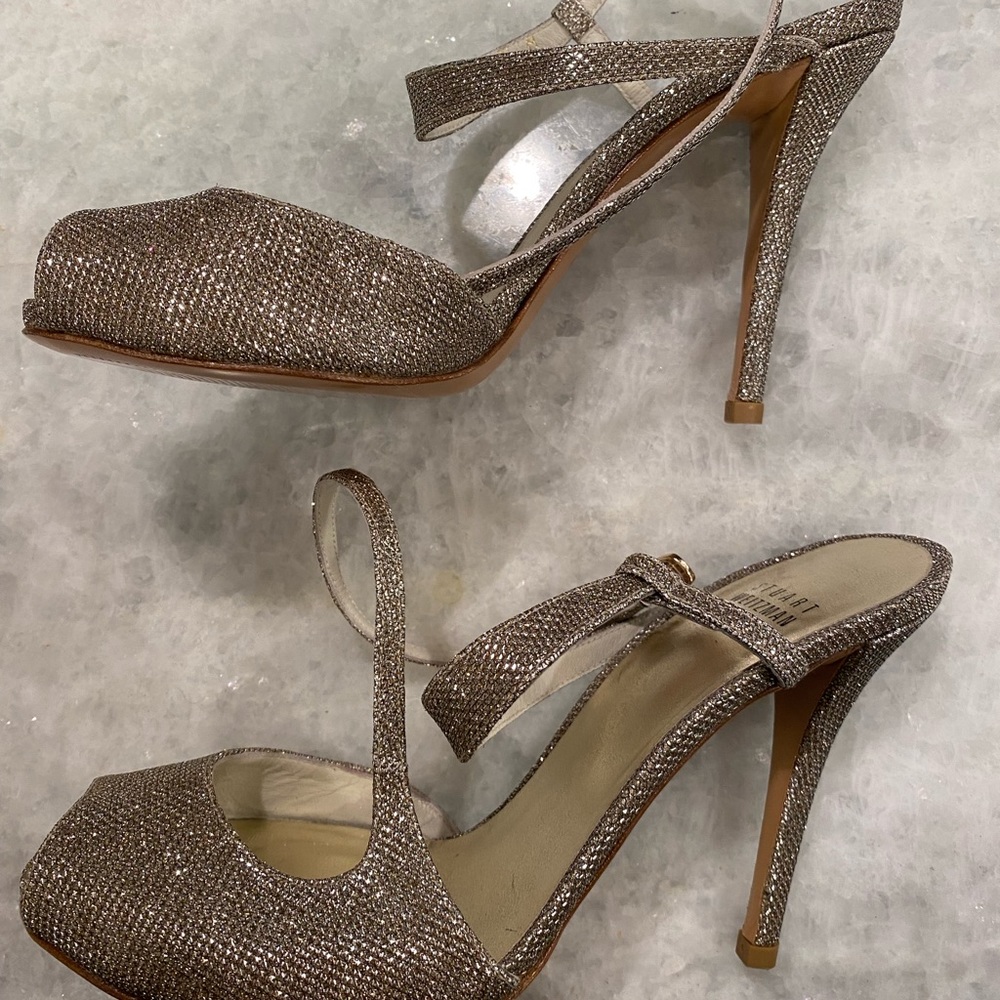 Stuart Weizmann sandals.  8.5M.   Color is Platinum Noir.